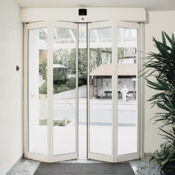 FFT Folding Door