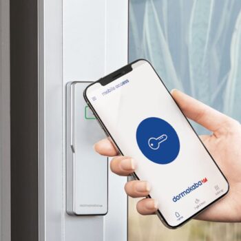 Mobile Access – Open Doors Via Smartphone